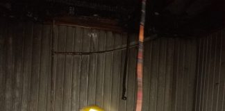 Bombeiros combatem incêndio em residência no bairro Maria Goretti em Chapecó