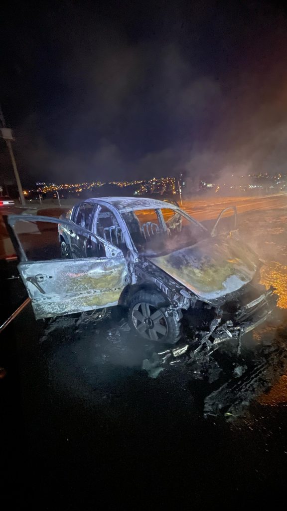 Incêndio atinge veículo em Chapecó