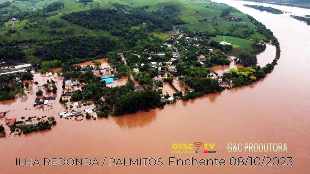 Rio Uruguai inunda balneário de Ilha Redonda em Palmitos