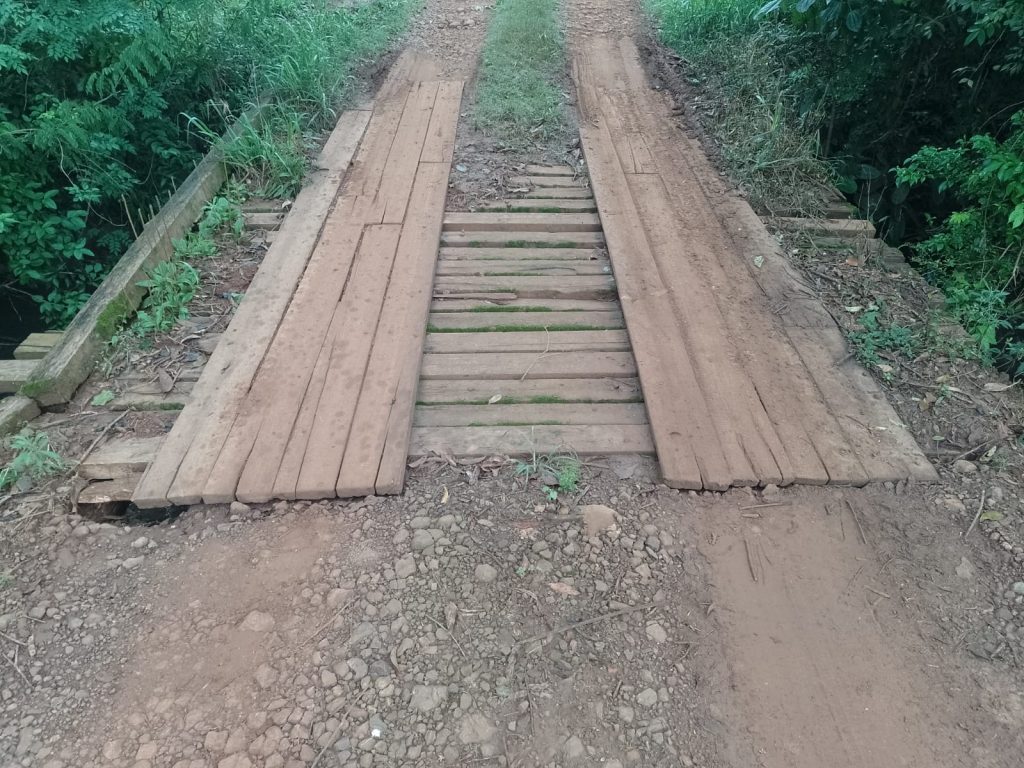 Mais uma ponte de madeira é substituída em Seara