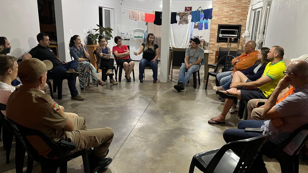 Moradores do loteamento Cordazzo realizam reunião sobre os transtornos