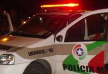 Homem atingido por tiro atacou policial com uma faca