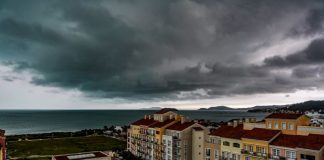 Frente fria chega a SC, provoca queda nas temperaturas e há condições para temporais e chuva intensa nos próximos dias