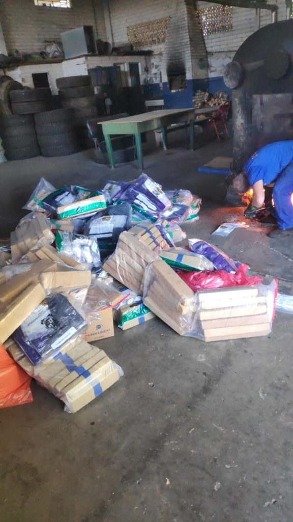 Polícia Civil incinera uma tonelada de drogas em Concórdia
