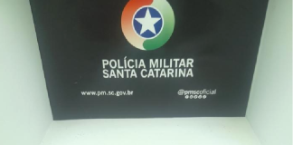 PM apreende droga com adolescente em escola