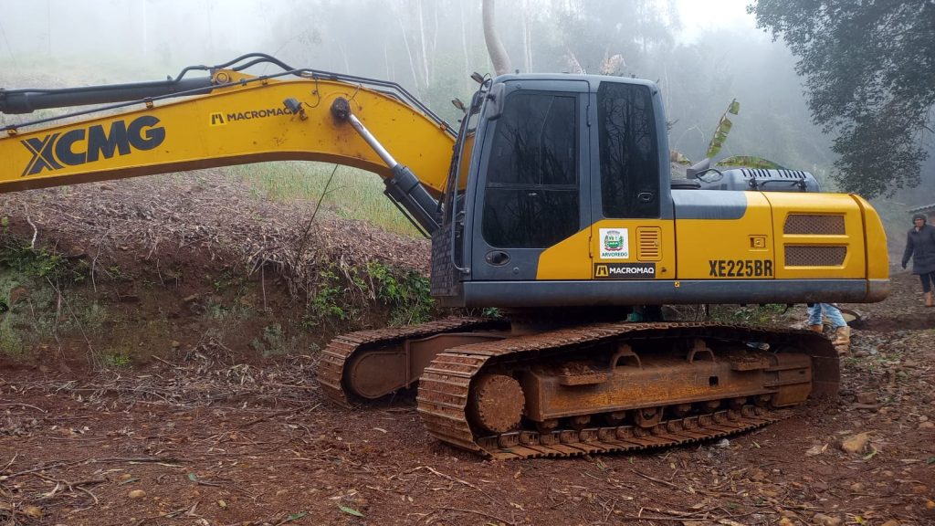 Óleo diesel é furtado de máquina da Prefeitura de Arvoredo