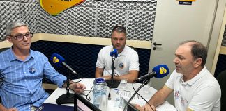 Candidatos a prefeito de Itá participam de debate neste momento na Belos FM