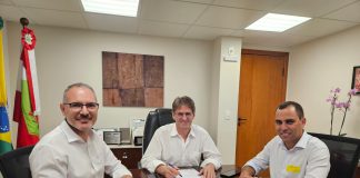 Deputado Saretta recebe prefeito eleito de Seara para fortalecer parcerias
