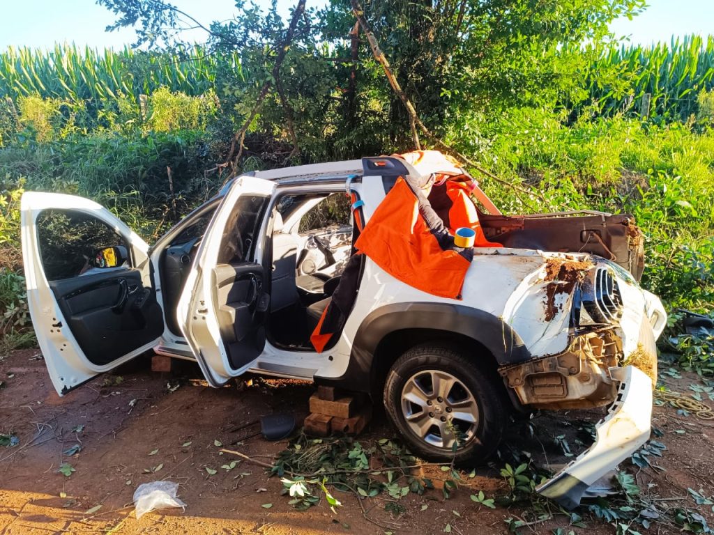 Saída de pista é registrada na SC-484 em Chapecó