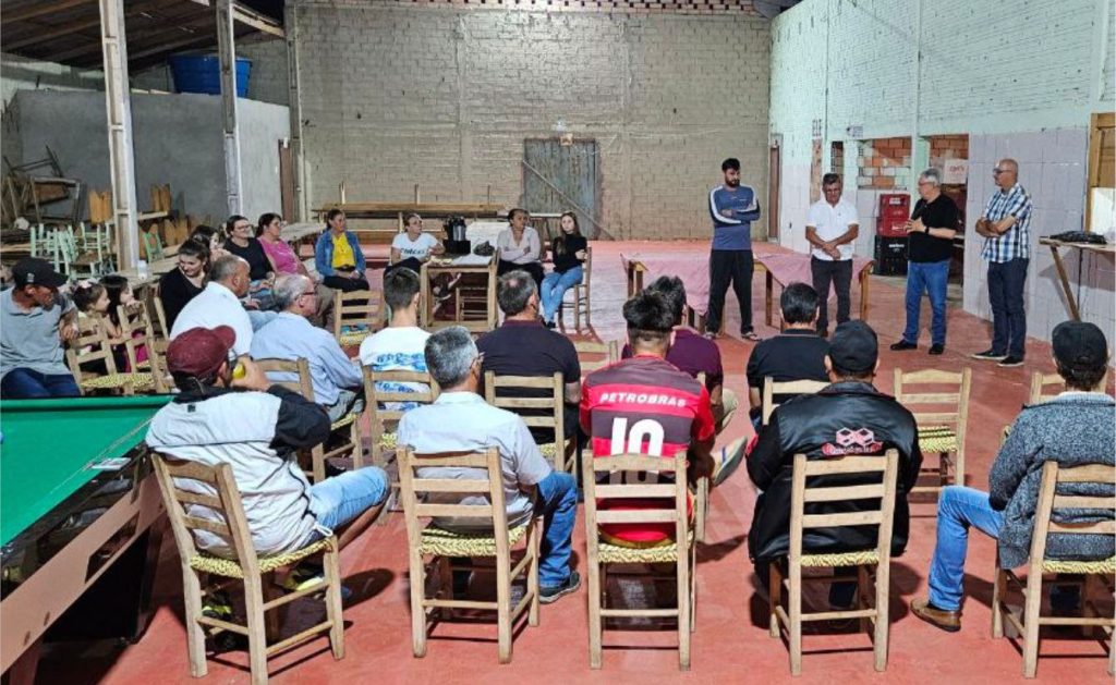 Linhas Pinhal, Rosário, Gramado e Esperança recebem nova carreta agrícola