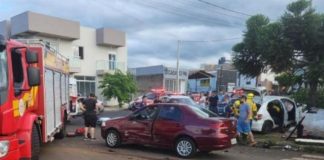 Acidente entre três veículos deixa feridos em Xanxerê