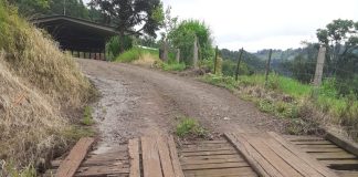 Pontilhão em linha Treze de Maio deverá ser consertado ainda neste mês