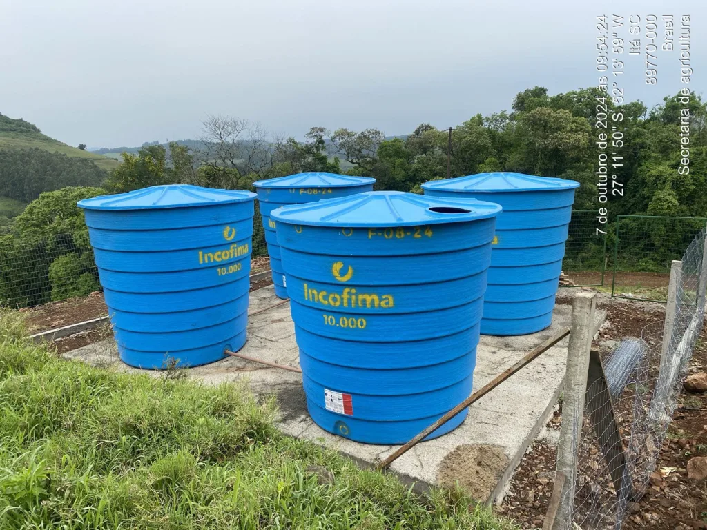 Sistema de abastecimento de água é entregue oficialmente em linha Rio Engano, interior de Itá