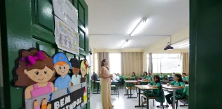 Educação de SC inicia ano letivo com novidades