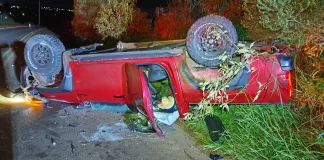 Veículos sofrem danos de elevada monta após colisão frontal em Chapecó