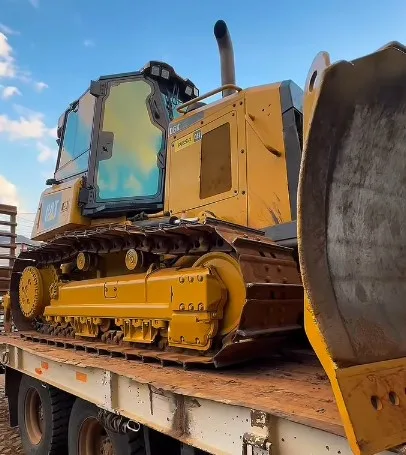 Trator de esteira é revitalizado em Xavantina