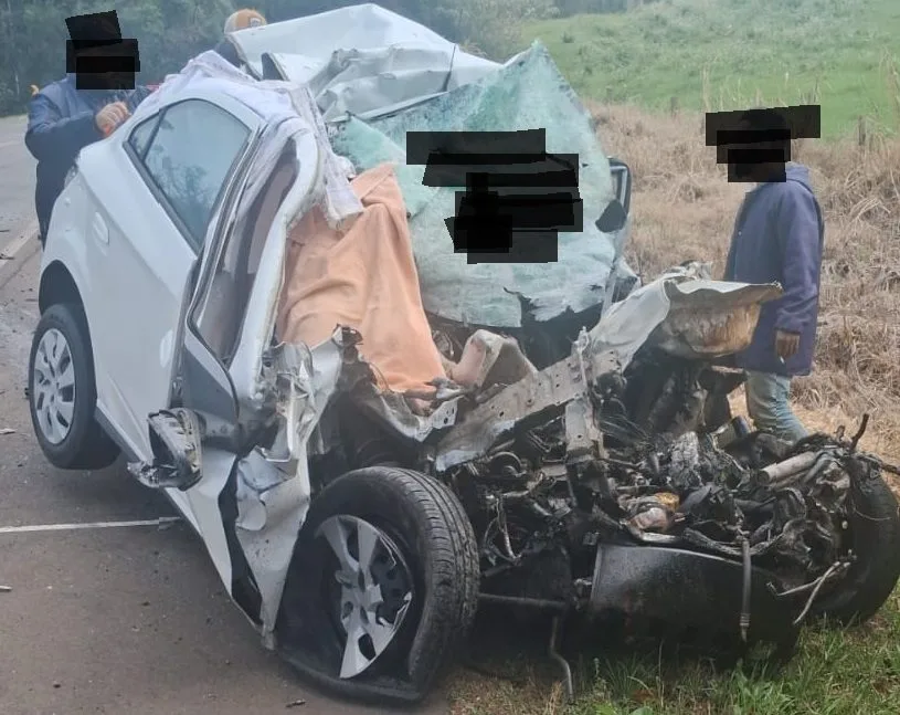 Acidente na BR-282 deixa três vítimas fatais