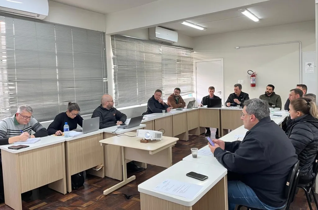 Reunião da CADEC Avicultura de Corte discute avanços e desafios em Seara