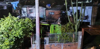 Incêndio destrói residência em Chapecó