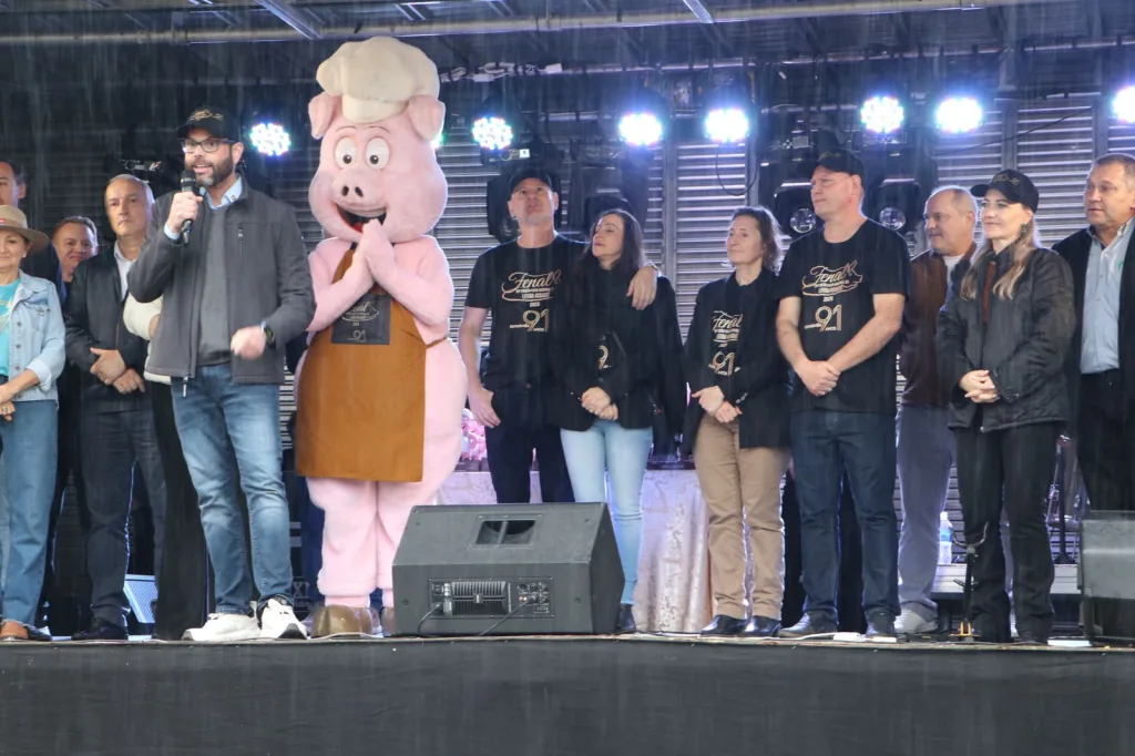 Fenal premia melhores equipes no concurso gastronômico