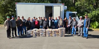 Cestas de alimentos são entregues a idosos de Seara