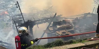 Incêndio destrói casa de madeira no bairro Floresta em Concórdia