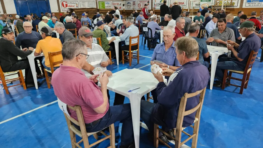 Torneio de três sete em São Rafael reúne mais de 70 duplas
