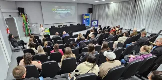Palestra "CLT Descomplicada" reúne bom público