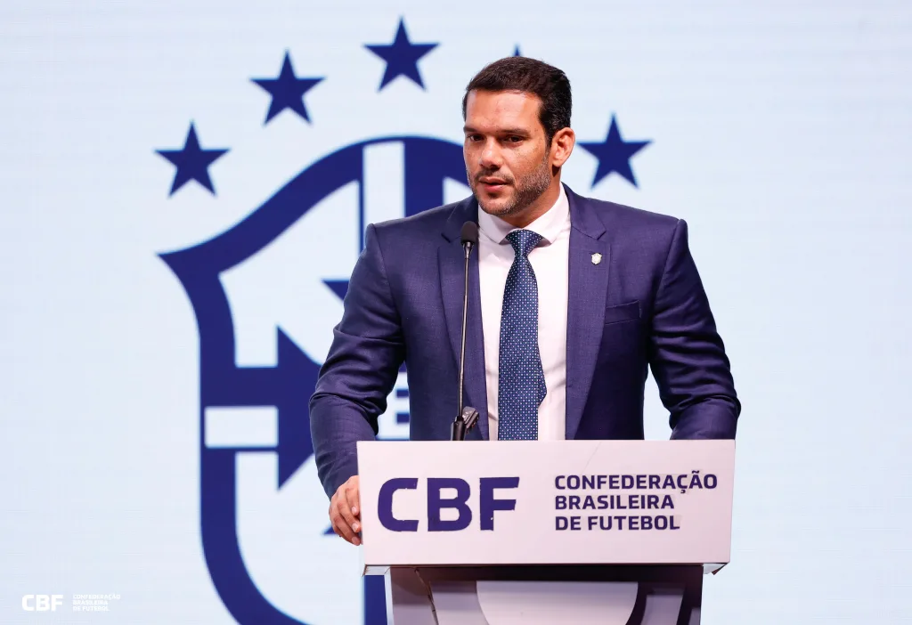 Reformular o calendário do futebol brasileiro era um dos compromissos da gestão do presidente da CBF, Samir Xaud
Créditos: Rafael RIbeiro/CBF