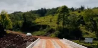 Ponte em linha Plano Alto