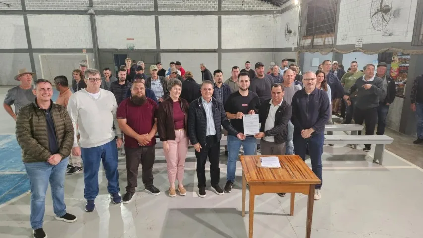 Assinada ordem de serviço para asfaltamento em linha Santa Lúcia