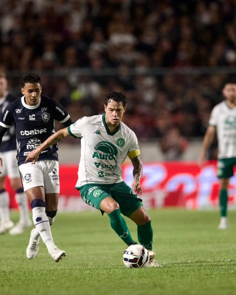 Chapecoense empata no último lance com o Remo