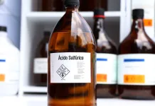 Vazamento de ácido sulfúrico mobiliza Bombeiros no Distrito Industrial de Pinhalzinho