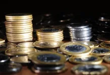 O lucro crescente dos bancos brasileiros (Crônica)