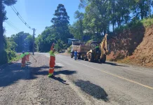 Operação tapa-buraco é realizada na SC 283, entre Seara e Arvoredo