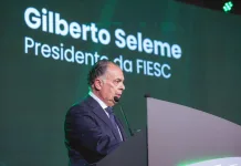 Belos FM Entrevista deste sábado é com o o presidente da FIESC, Gilberto Seleme