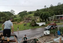 Registros em foto e vídeo mostram o tamanho dos estragos no Extremo-Oeste do Estado
