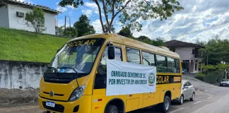 Arvoredo recebe novo ônibus escolar
