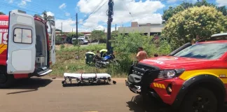 Motociclista fica ferido ao colidir contra poste em Xanxerê