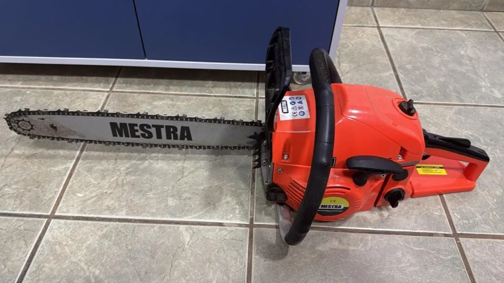 Homem tenta matar o próprio pai com motosserra no Oeste de SC