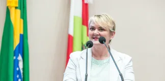 Deputada Luciane Carminatti