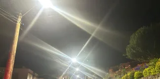 Ruas Luiz Sfredo e Clayton Wosgrau recebem iluminação em LED