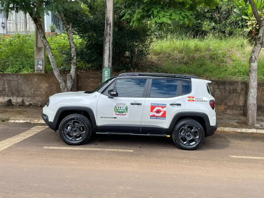 Defesa Civil de Arvoredo é contemplada com veículo 4x4