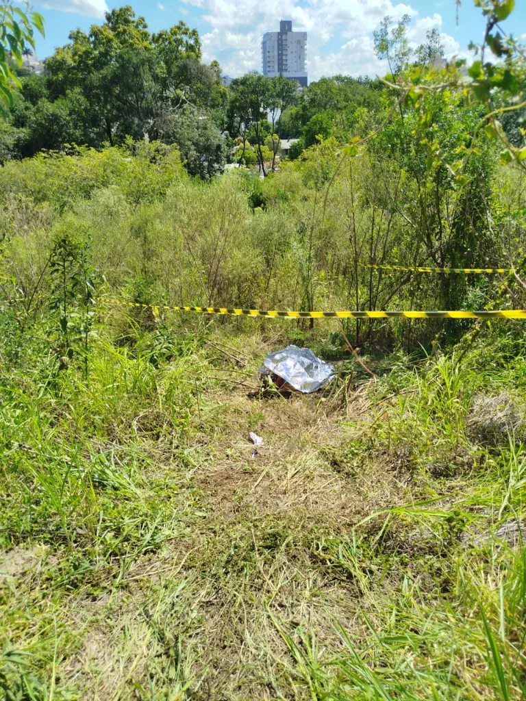 Idoso é encontrado morto no Centro de Maravilha