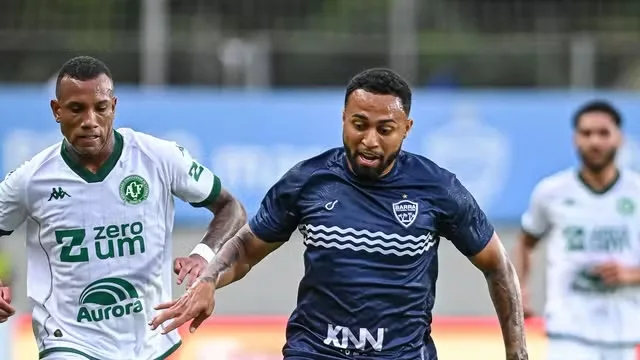 Barra vence a Chapecoense e abre vantagem na final do Catarinense