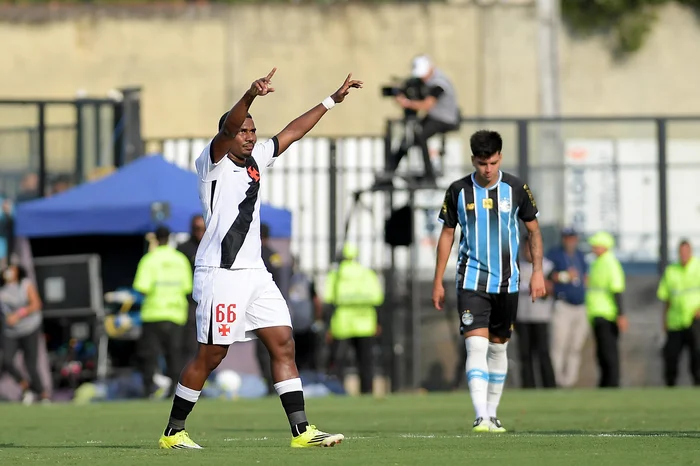 Em reencontro com Renato, Grêmio perde para o Vasco