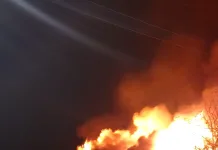 Incêndio destrói residência no Centro de Quilombo