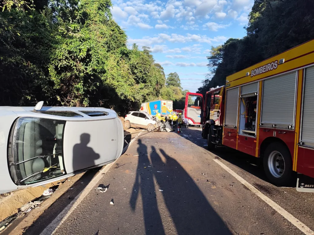 Homem morre em acidente com cinco veículos em Chapecó