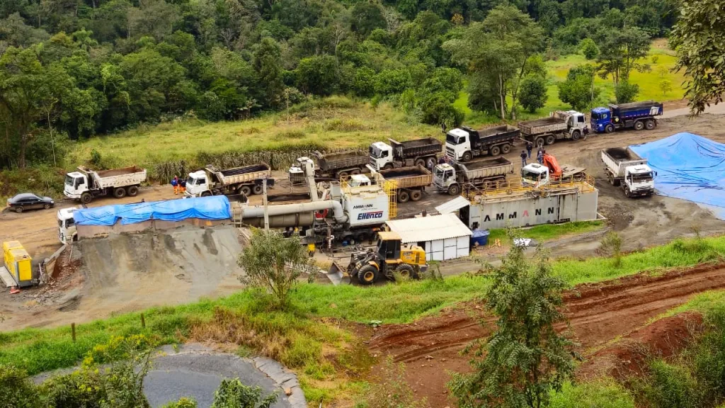 Funcionários terceirizados da revitalização SC-283 paralisam trabalhos
