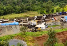 Funcionários terceirizados da revitalização SC-283 paralisam trabalhos